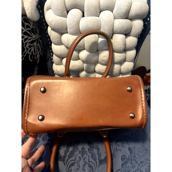 Dooney and Bourke Vintage White and Tan - Picture 7 of 8